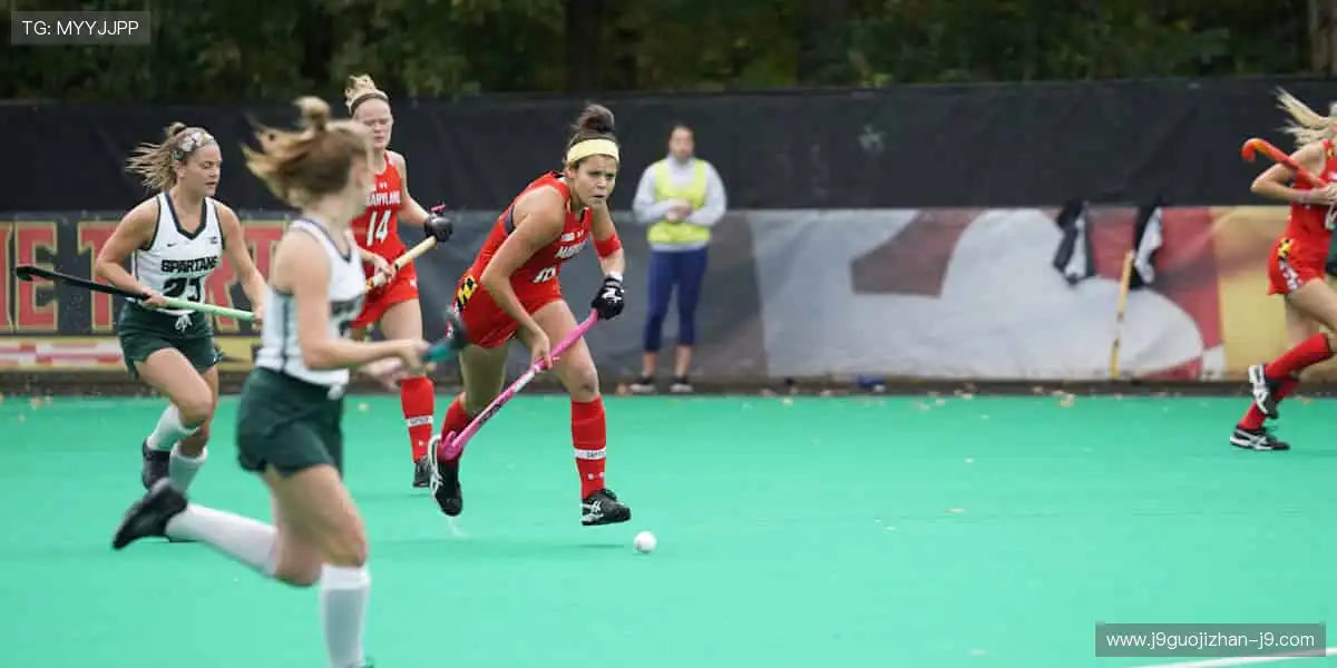 三人斗地主竞技场:经典棋牌国民游戏,极速匹配欢乐加倍